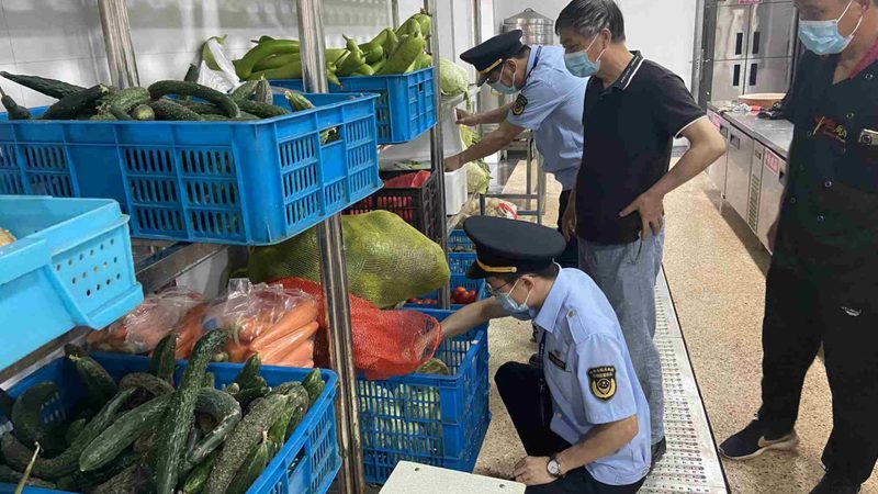 以下是一些知名的食品招商货源平台，供经销商参考：